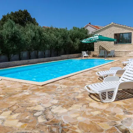 Casa de Férias Camp Marko-1 By Interhome